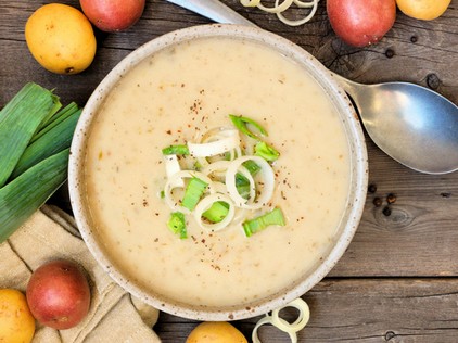 Creamy potato soup with smoked Parenyica